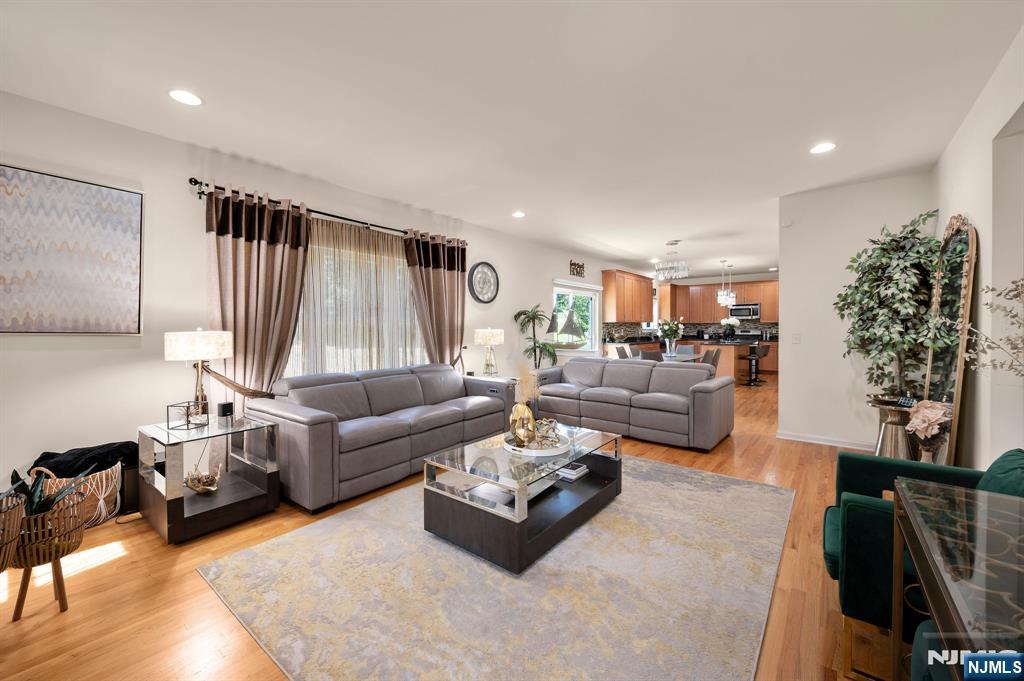 6 Jacob Way Phillipsburg, NJ 08865 - Photo 11 of 38 a living room with furniture and a large window