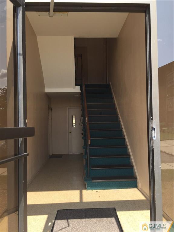 1623 Raspberry Court, Unit 1623 Edison, NJ 08817 - Photo 16 of 18 a view of entryway