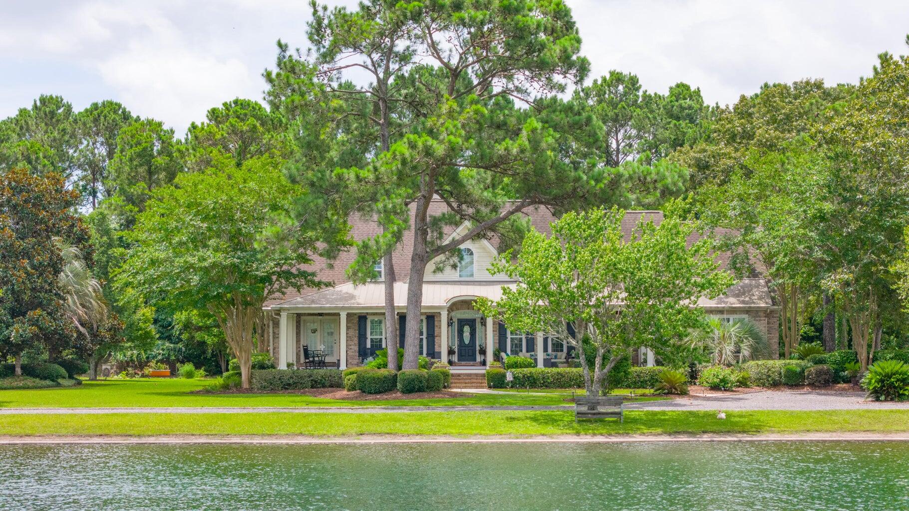 5259 Angelica Circle Awendaw, SC 29429 - Photo 6 of 92 20240710191011229784000000-o