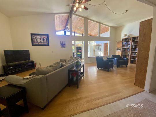833 Lynn Way Ridgecrest, CA 93555 - Photo 5 of 30