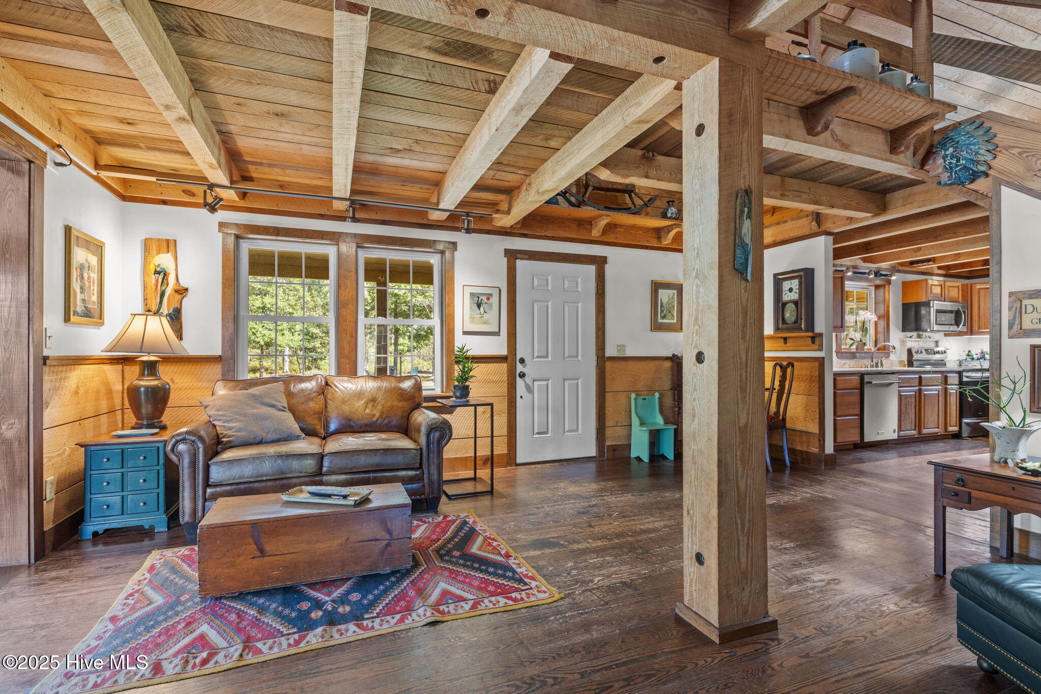 295 Old Winberry Road Newport, NC 28570 - Photo 10 of 52 living room