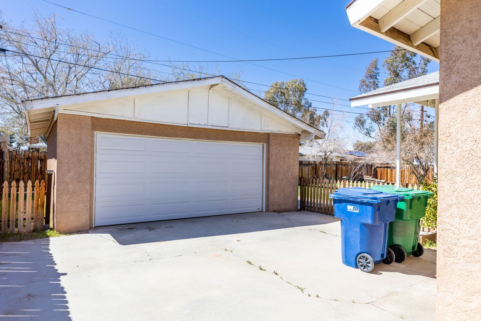 229 South Primrose Street Ridgecrest, CA 93555 - Photo 6 of 22