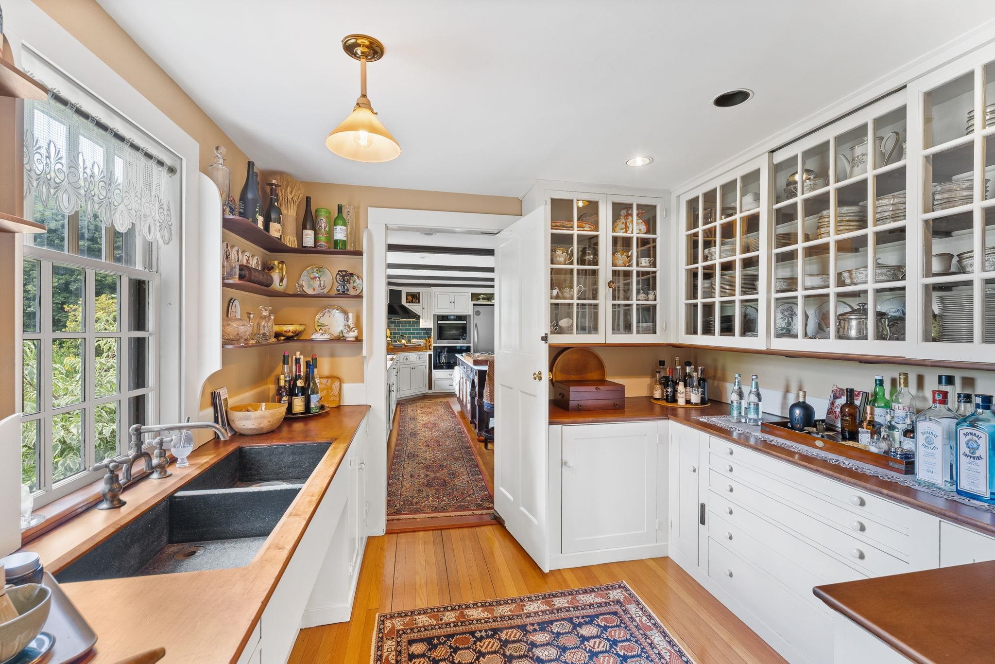 594 Highway 10 Orford, NH 03777 - Photo 17 of 59