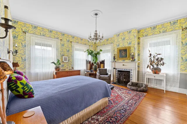 $2,500,000 | 594 Highway 10, Orford, NH 03777