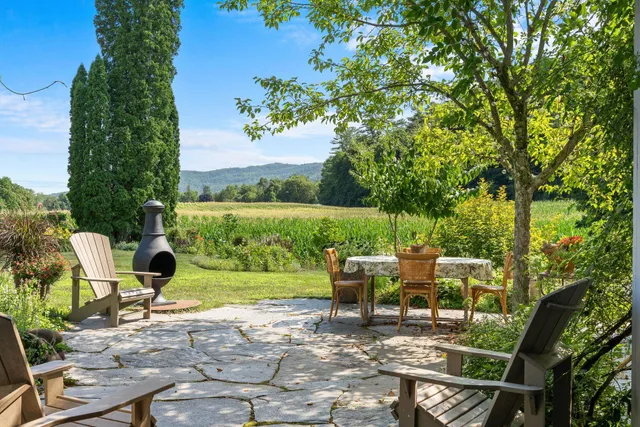 $2,500,000 | 594 Highway 10, Orford, NH 03777