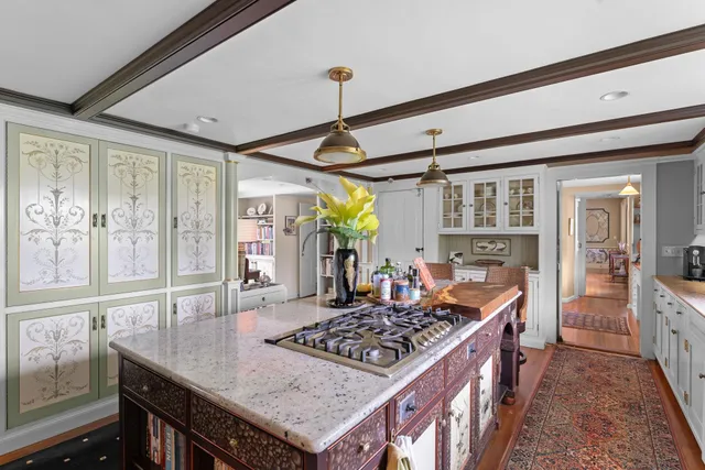 $2,500,000 | 594 Highway 10, Orford, NH 03777