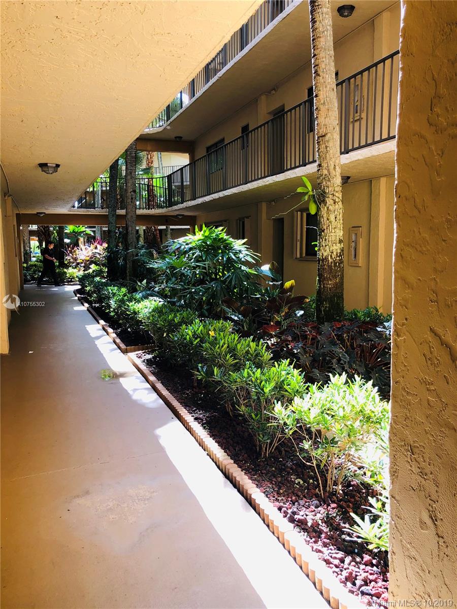 8075 Southwest 107th Avenue, Unit 114 Miami, FL 33173 - Photo 28 of 48