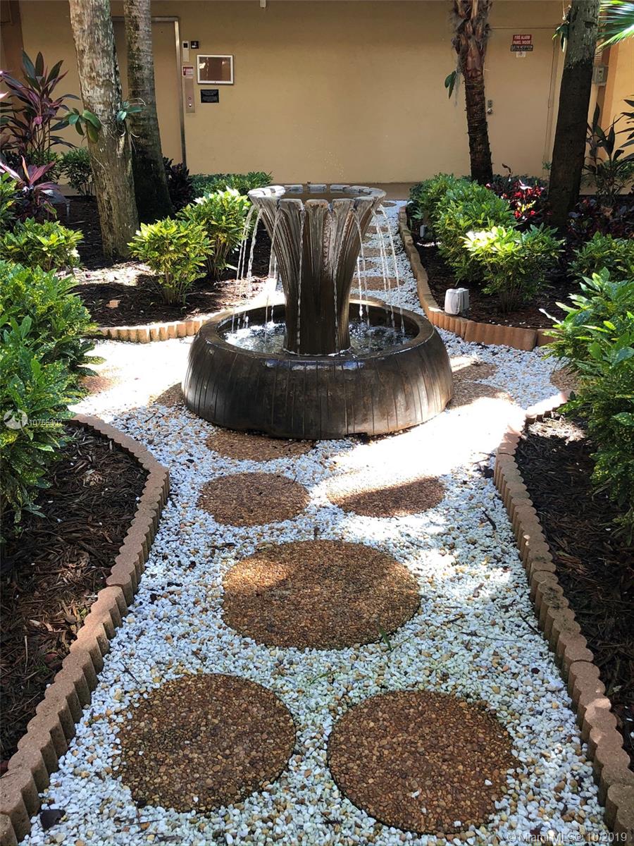 8075 Southwest 107th Avenue, Unit 114 Miami, FL 33173 - Photo 31 of 48