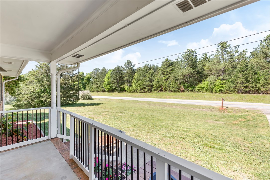 6315 Dobbins Bridge Road Anderson, SC 29626 - Photo 11 of 23