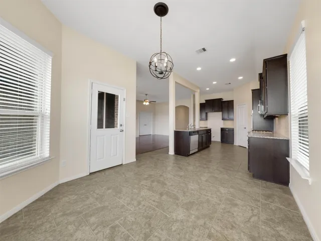 $2,675 | 9318 Turnbull Lane, Rosenberg, TX 77469