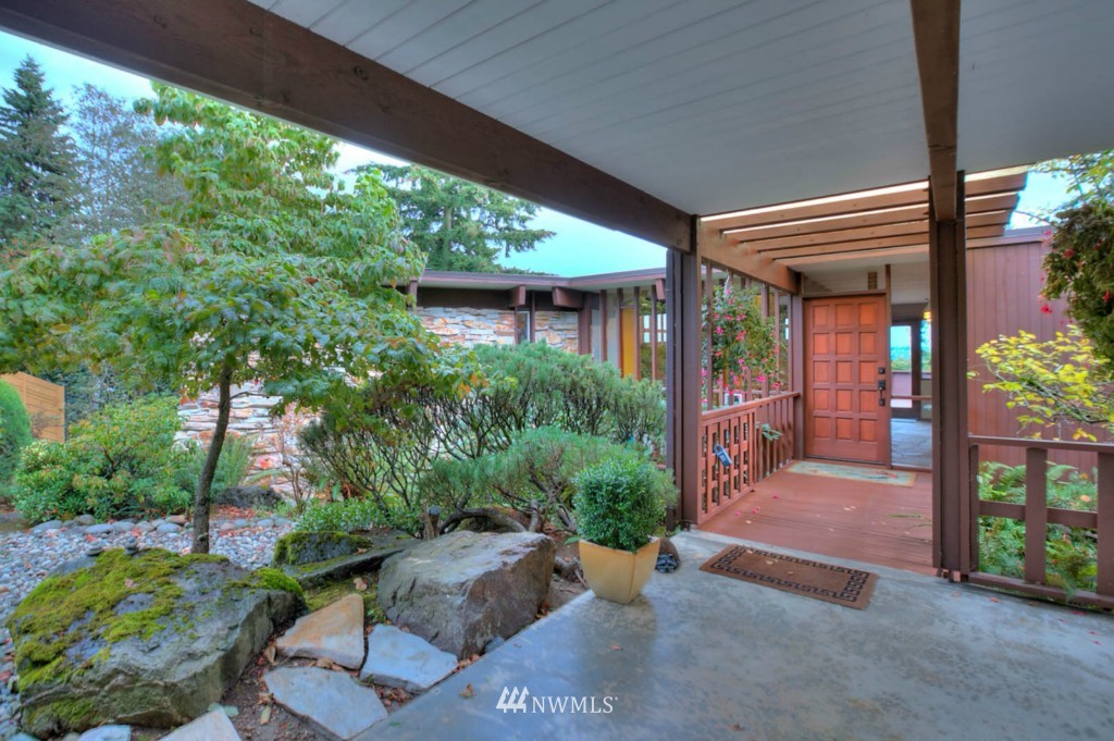255 Seneca Avenue Northwest Renton, WA 98057 - Photo 2 of 21