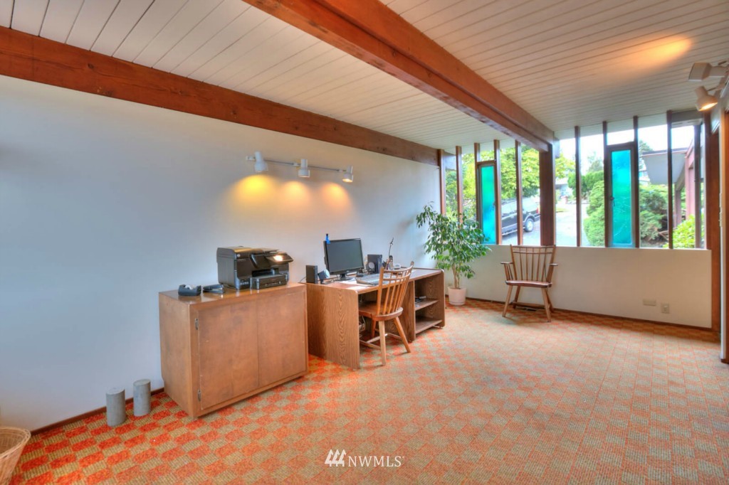 255 Seneca Avenue Northwest Renton, WA 98057 - Photo 13 of 21
