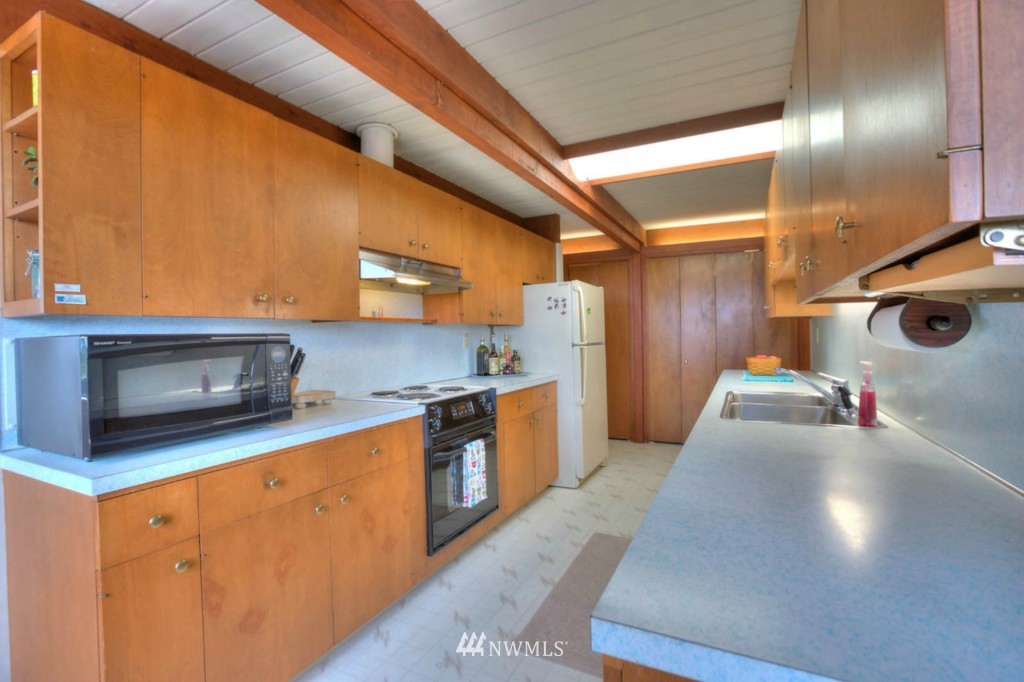 255 Seneca Avenue Northwest Renton, WA 98057 - Photo 6 of 21