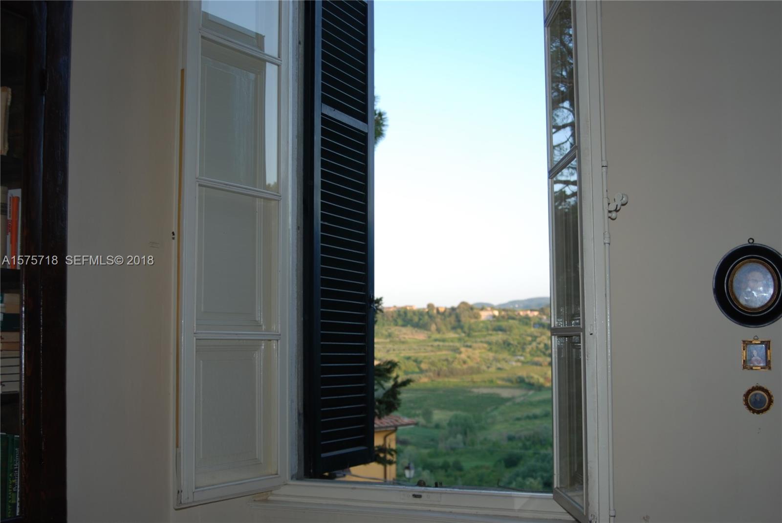 0 Unita Immobiliare In undefined, FL 0 - Photo 42 of 46 a view of a balcony