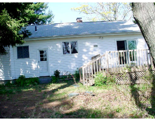 1 MacIntosh Road Bedford, MA 01730 - Photo 7 of 10 Gallery Image 7