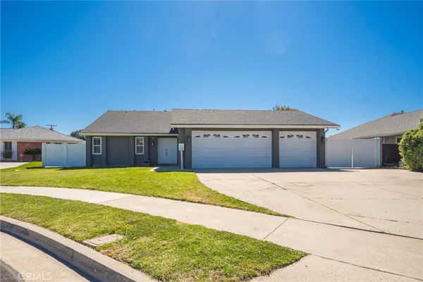 $1,100,000 | 724 Longfellow Drive, Placentia, CA 92870