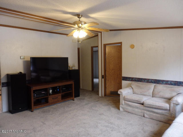 4281 East 28 Road Cadillac, MI 49601 - Photo 8 of 32 8