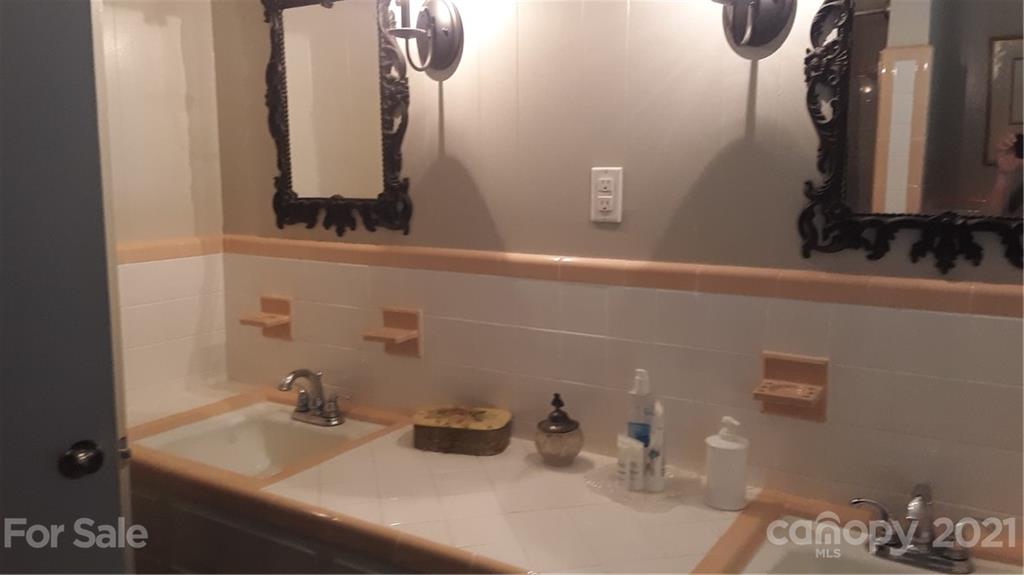8320 Ranger Lane Denver, NC 28037 - Photo 14 of 25 Gallery Image 14