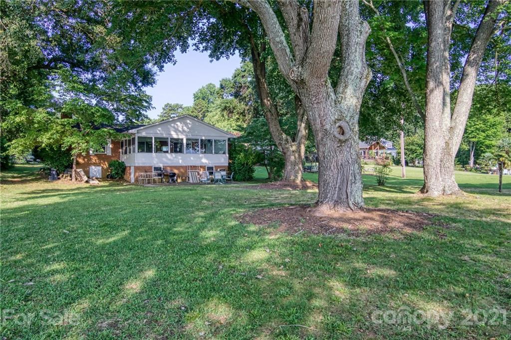 8320 Ranger Lane Denver, NC 28037 - Photo 17 of 25 Gallery Image 17