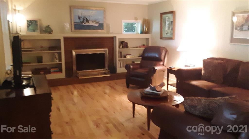 8320 Ranger Lane Denver, NC 28037 - Photo 6 of 25 Gallery Image 6