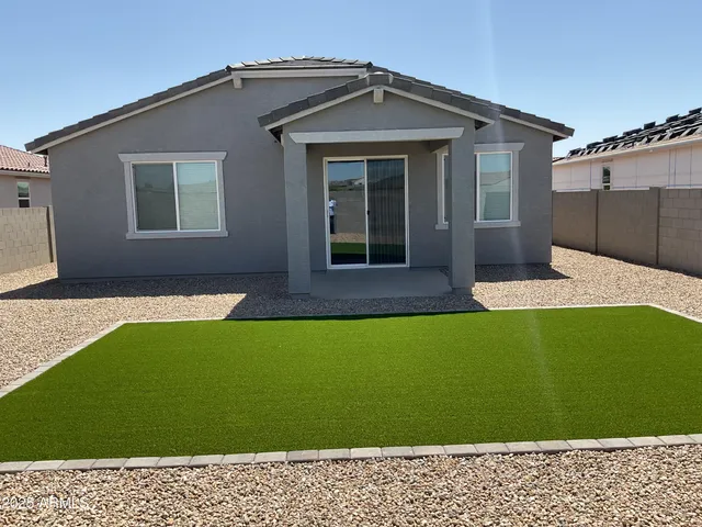 $1,750 | 19340 North Diego Way, Maricopa, AZ 85138