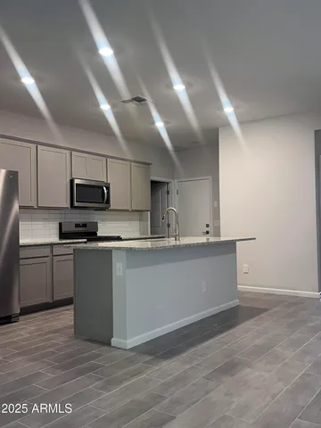 $1,750 | 19340 North Diego Way, Maricopa, AZ 85138