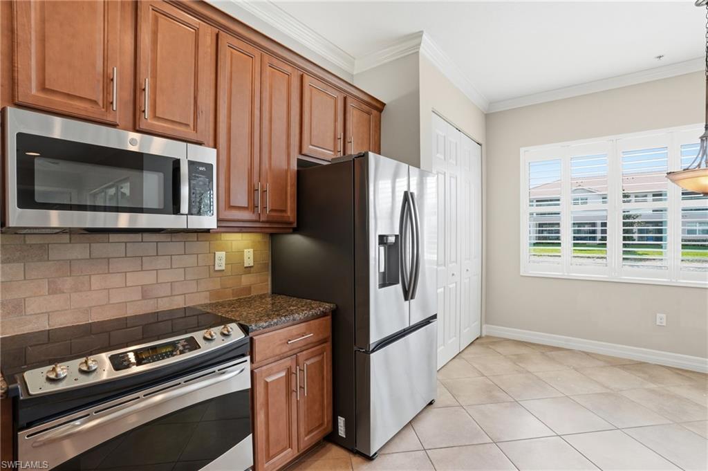 6525 Monterey Point, Unit 101 Naples, FL 34105 - Photo 5 of 18 Gallery Image 5