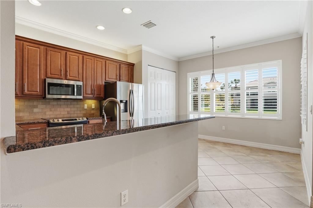 6525 Monterey Point, Unit 101 Naples, FL 34105 - Photo 8 of 18 Gallery Image 8