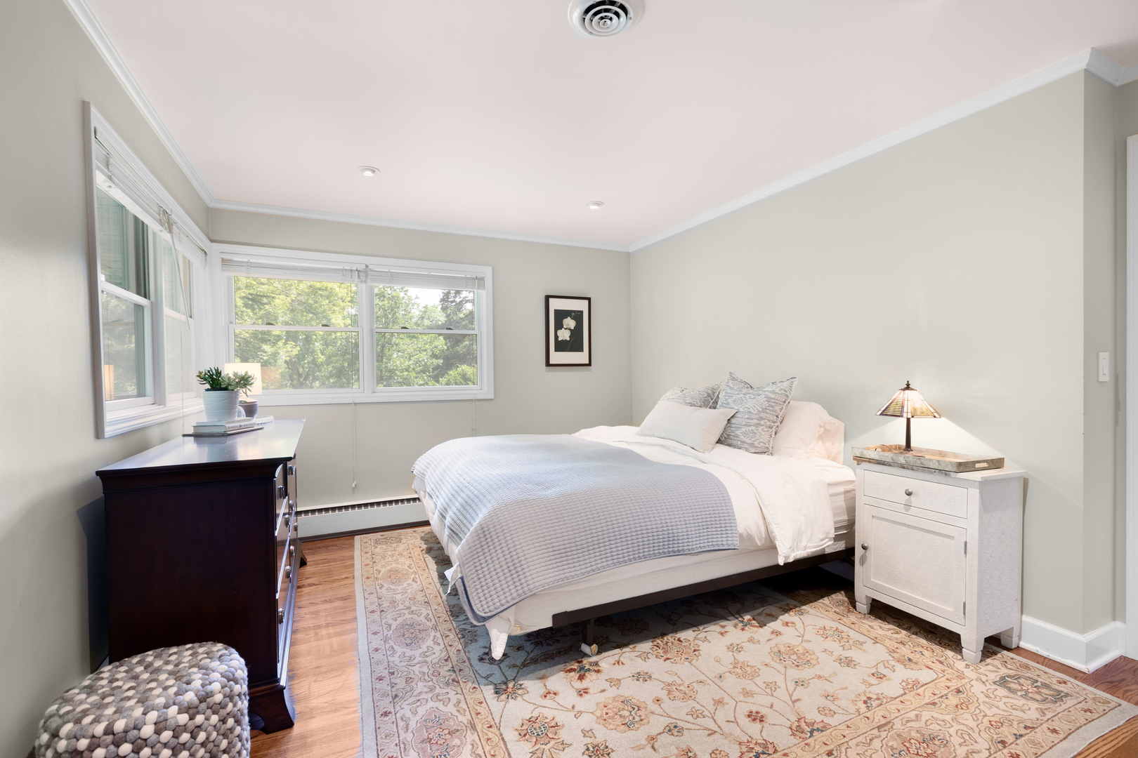 240 West Roslyn Road Barrington, IL 60010 - Photo 14 of 32 Gallery Image 14