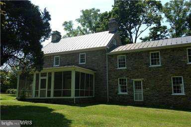 40905 Stumptown Road Waterford, VA 20197 - Photo 18 of 29 Exterior (Front)