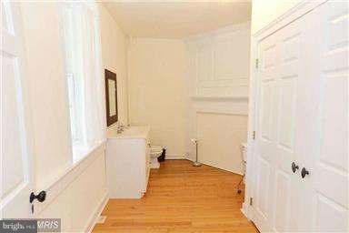 40905 Stumptown Road Waterford, VA 20197 - Photo 6 of 29 Bath