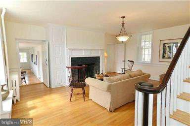 40905 Stumptown Road Waterford, VA 20197 - Photo 10 of 29 Family Room