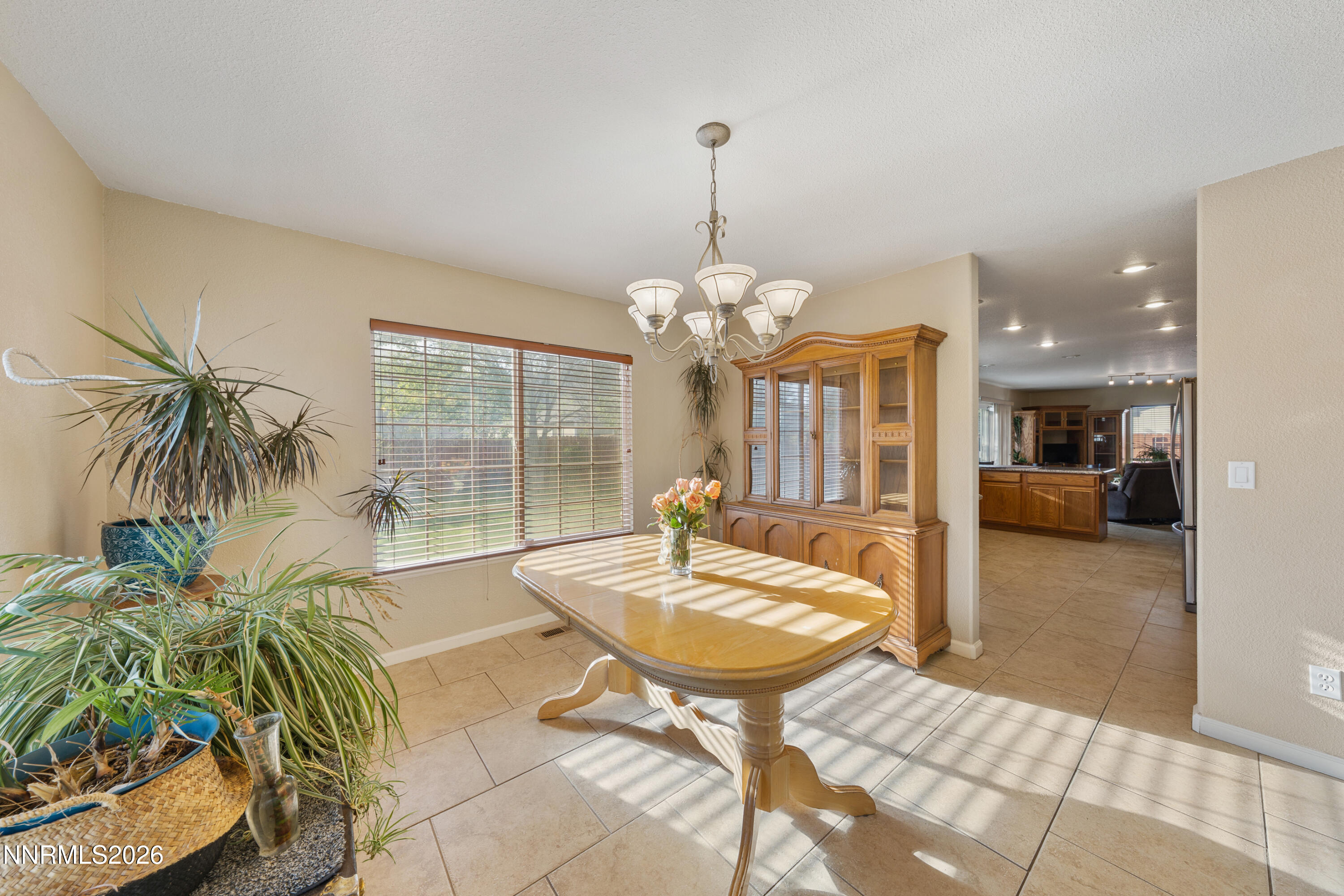 18235 Pin Oak Court Reno, NV 89508 - Photo 11 of 42 A7V03585