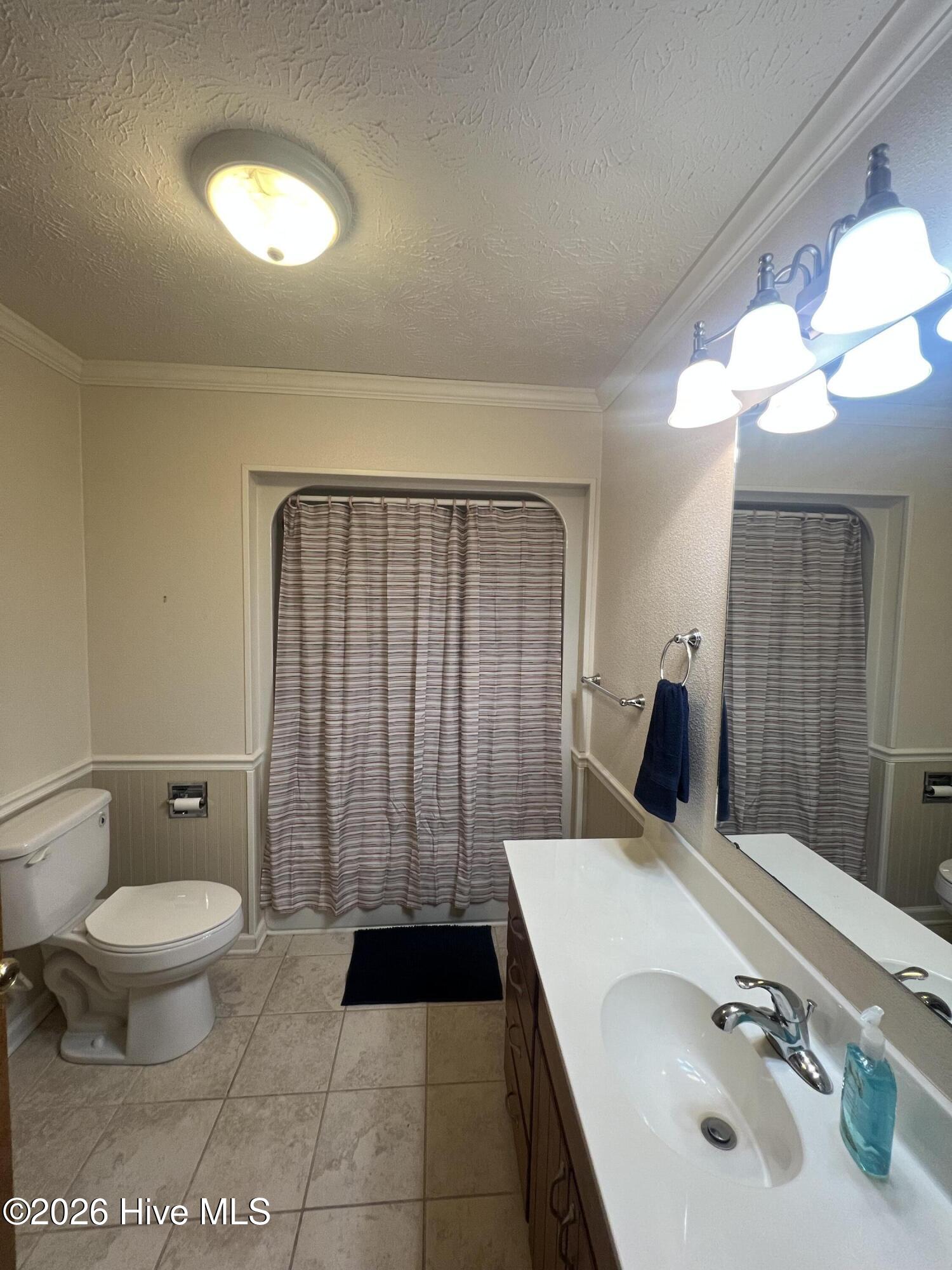 148 Dixie Trail Hamlet, NC 28345 - Photo 9 of 22 Hall Bathroom