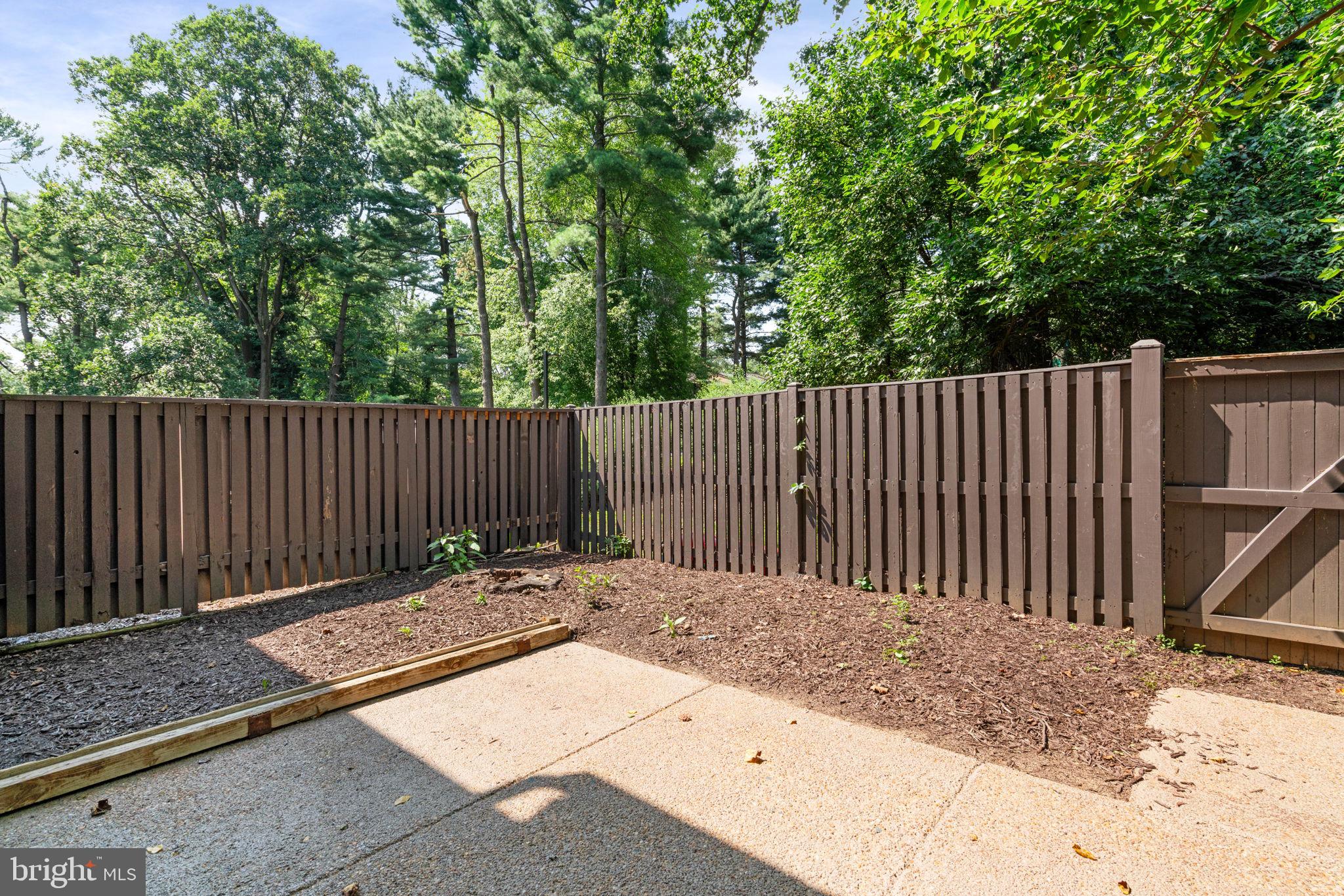 1806 Ivy Oak Square, Unit 43 Reston, VA 20190 - Photo 34 of 35
