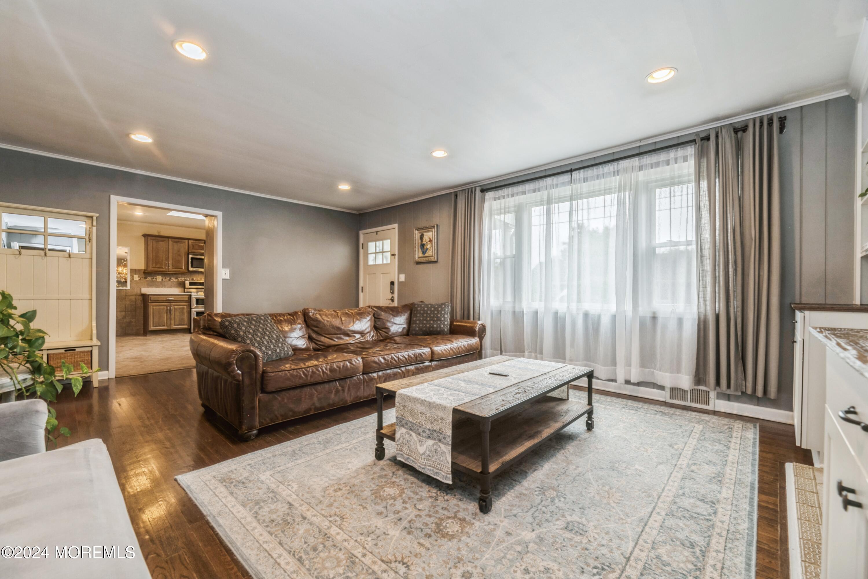 63 Campbell Street Red Bank, NJ 07701 - Photo 12 of 73 11_63CampbellSt_2011_HiRes