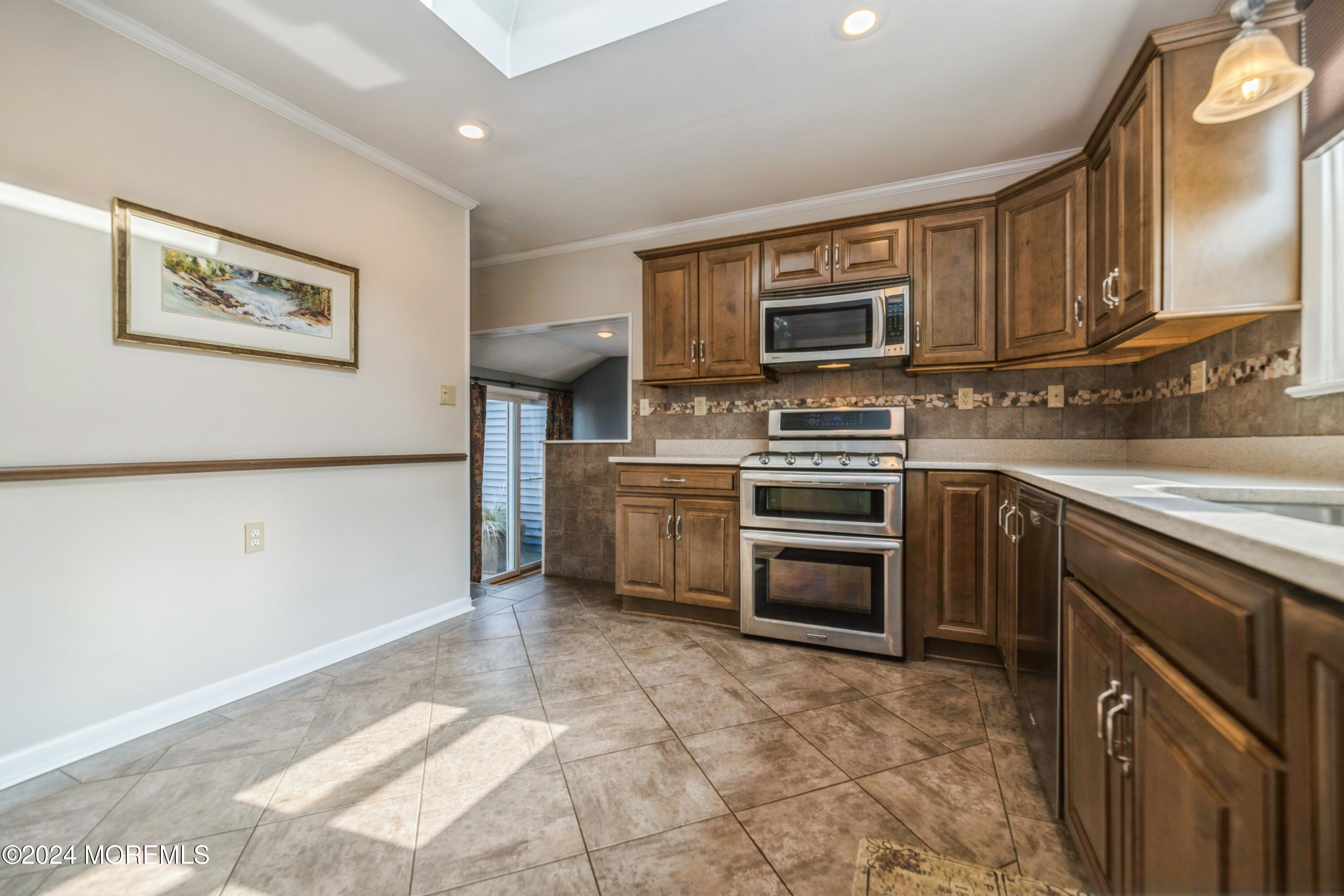 63 Campbell Street Red Bank, NJ 07701 - Photo 18 of 73 17_63CampbellSt_2017_HiRes