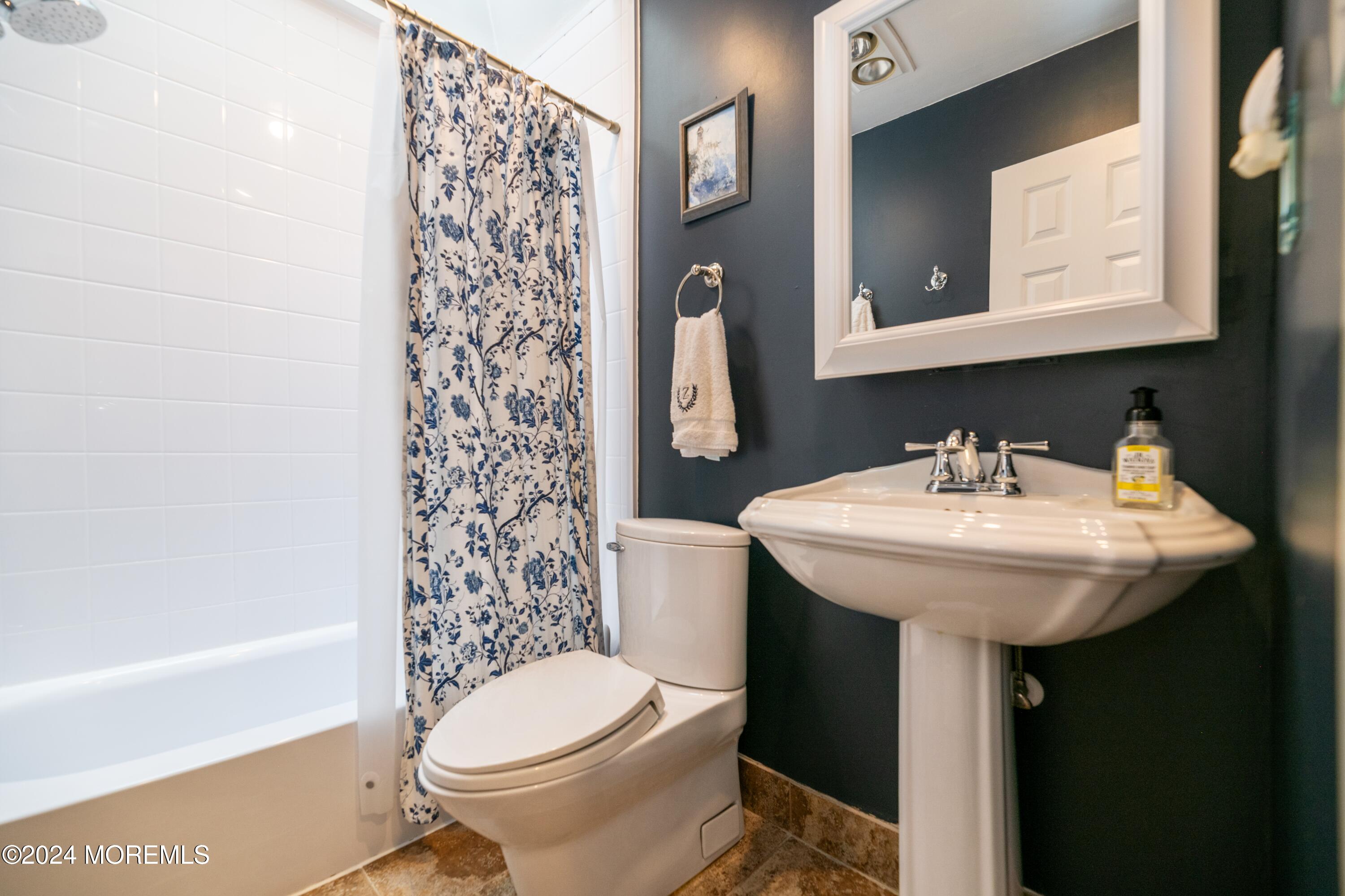 63 Campbell Street Red Bank, NJ 07701 - Photo 30 of 73 29_63CampbellSt_2029_HiRes