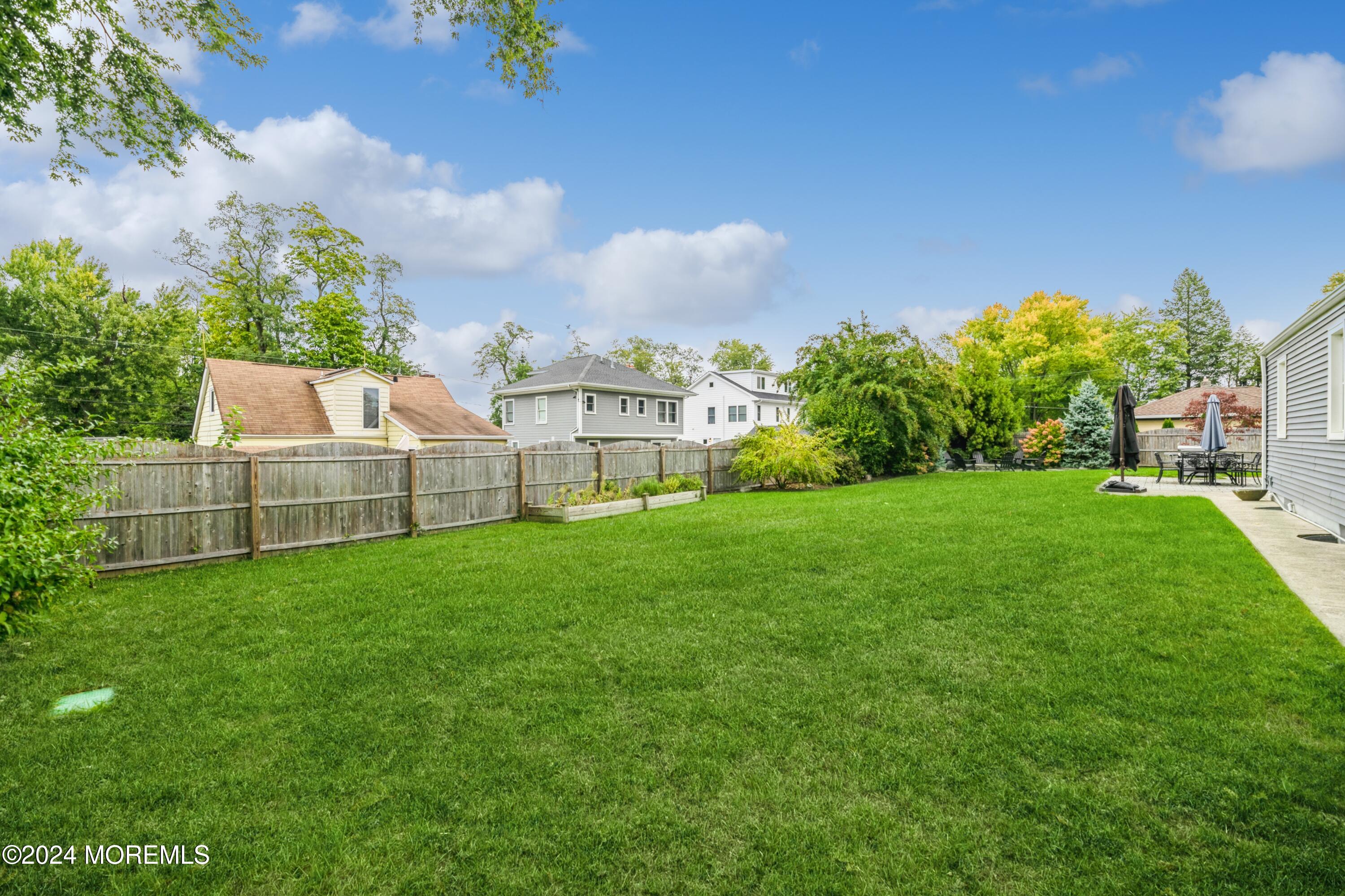 63 Campbell Street Red Bank, NJ 07701 - Photo 42 of 73 41_63CampbellSt_2041_HiRes