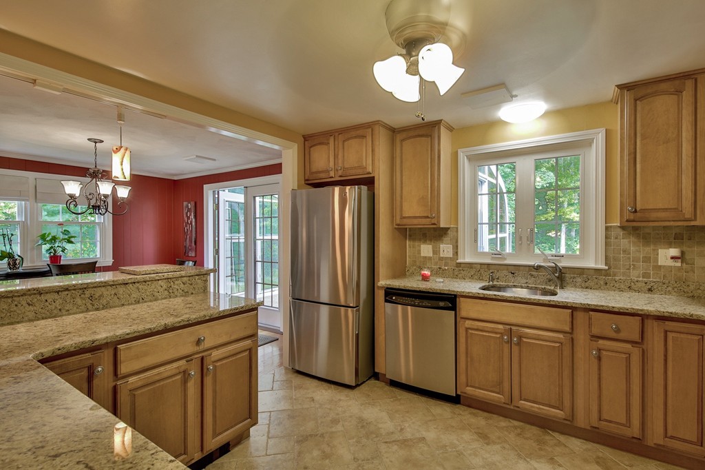 298 Hampshire Road Methuen, MA 01844 - Photo 15 of 30 Gallery Image 15