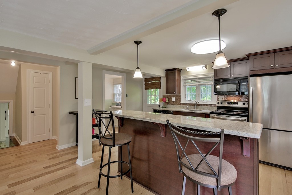 298 Hampshire Road Methuen, MA 01844 - Photo 25 of 30 Gallery Image 25