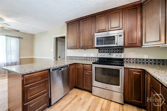 $465,000 | 194 Deerfield Drive, Springfield, GA 31329