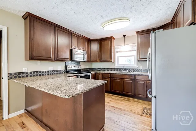 $465,000 | 194 Deerfield Drive, Springfield, GA 31329