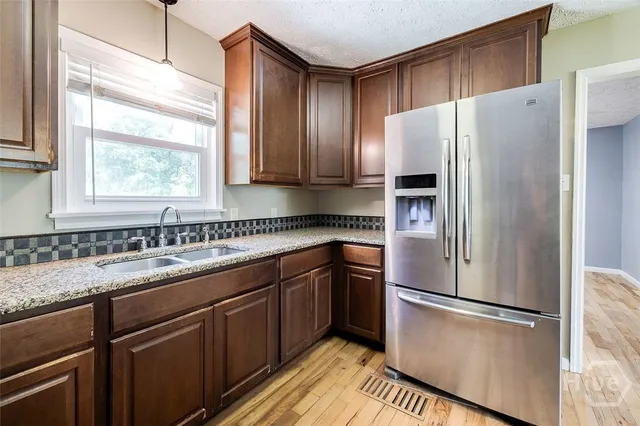 $465,000 | 194 Deerfield Drive, Springfield, GA 31329