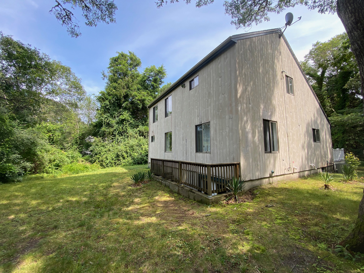30 Hamblen Way Edgartown, MA 02539 - Photo 3 of 22 a view of a house with a yard