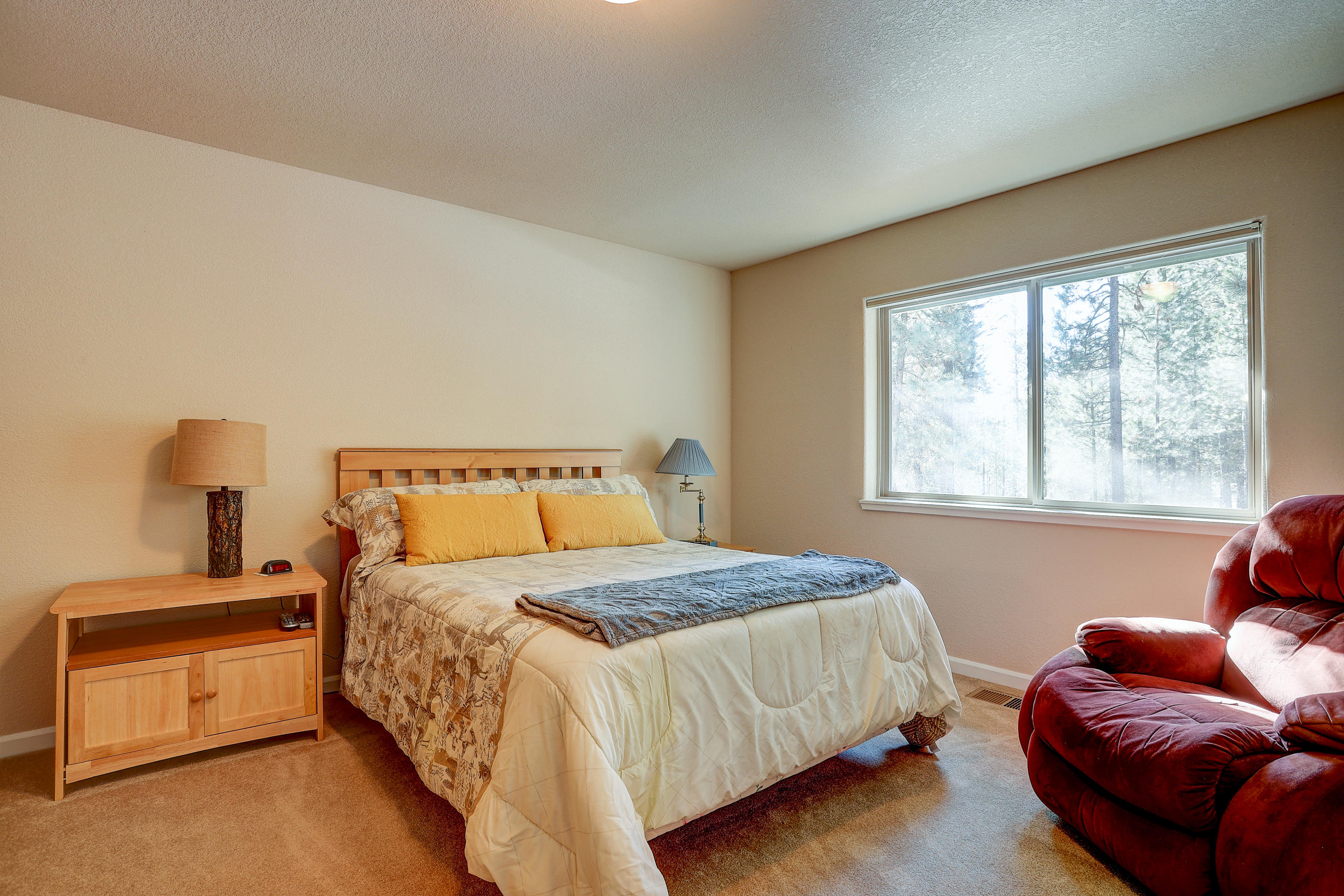 16917 Downey Road Bend, OR 97707 - Photo 16 of 22 16