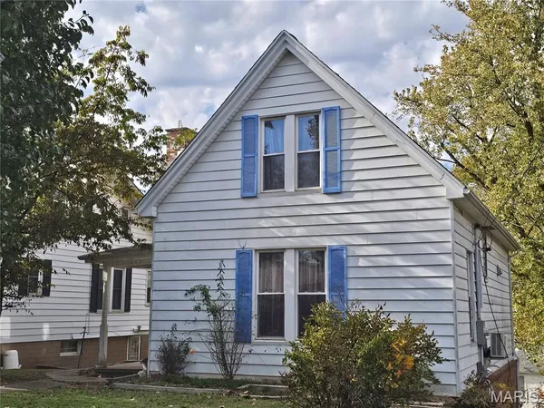 $115,000 | 1143 George Street, Chester, IL 62233