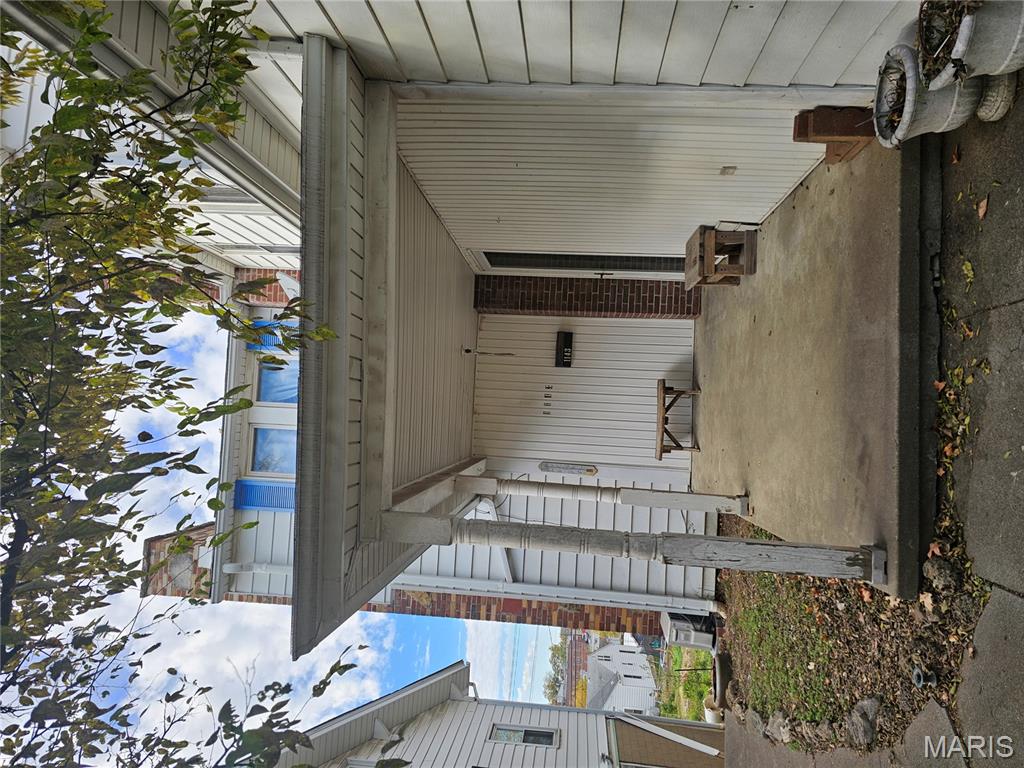 1143 George Street Chester, IL 62233 - Photo 2 of 29