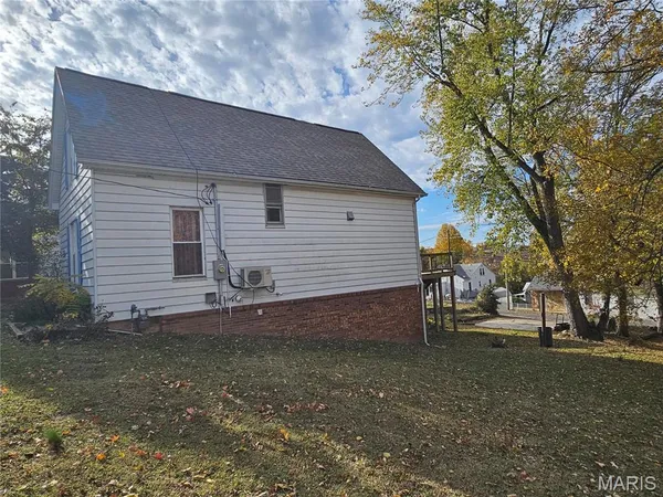 $115,000 | 1143 George Street, Chester, IL 62233
