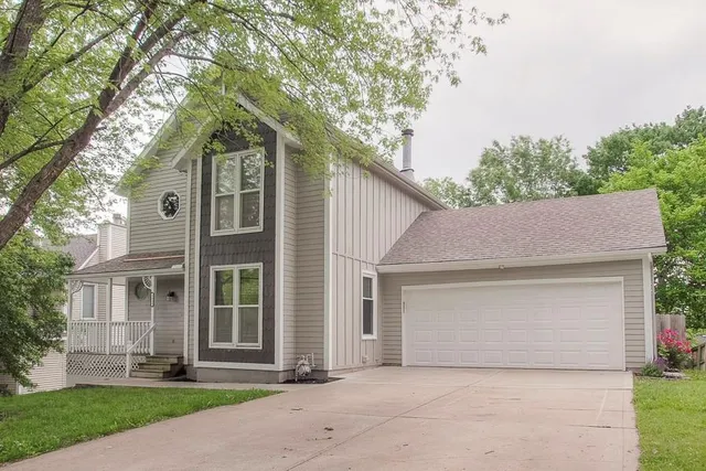 $309,900 | 5835 North College Avenue, Gladstone, MO 64119